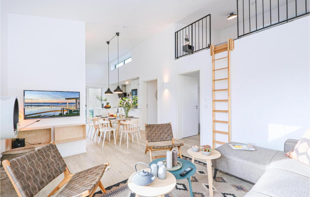 3 Bedroom Awesome Home In Lembruch-Duemmer See Dış mekan fotoğraf