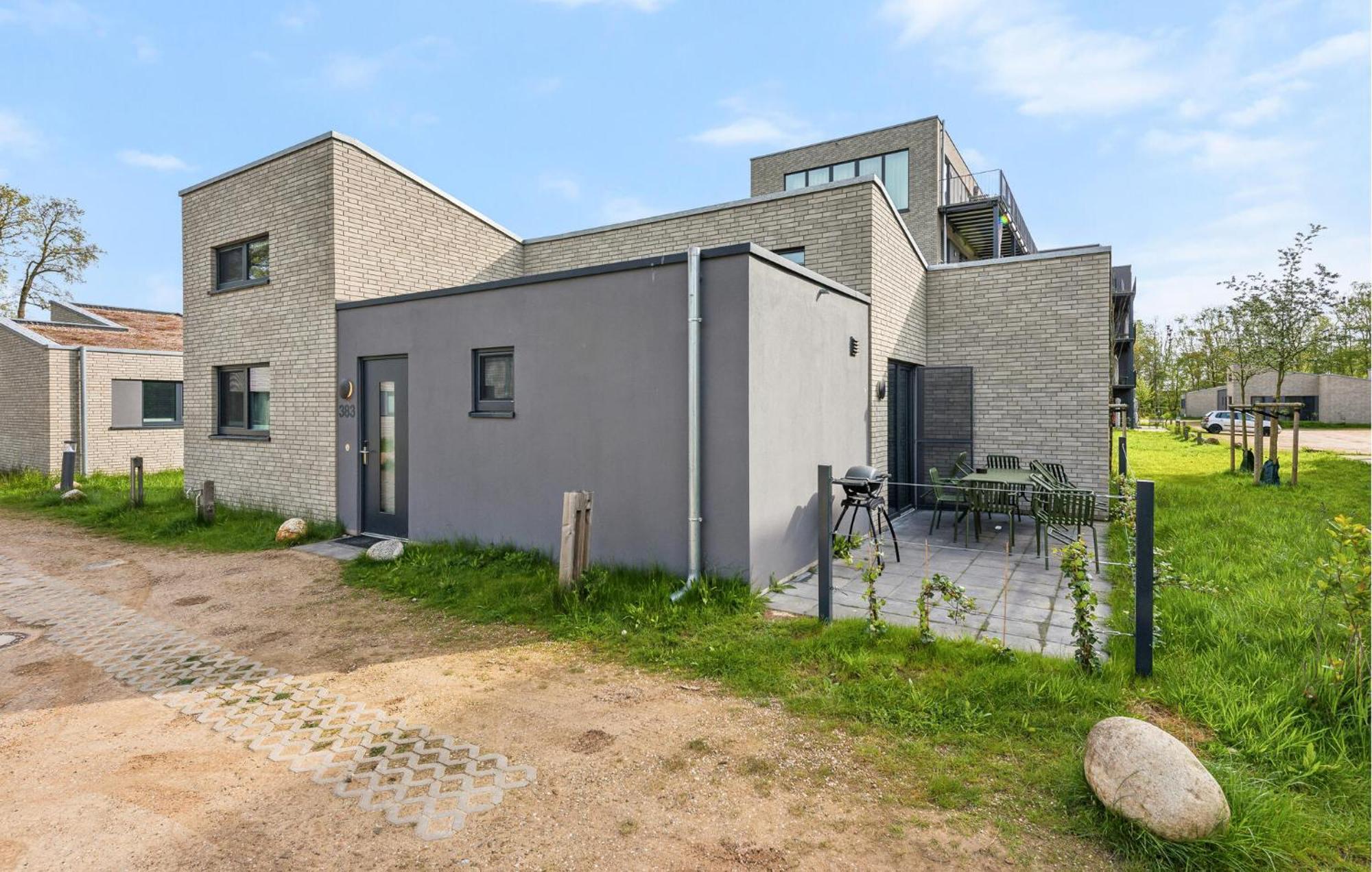 3 Bedroom Awesome Home In Lembruch-Duemmer See Dış mekan fotoğraf